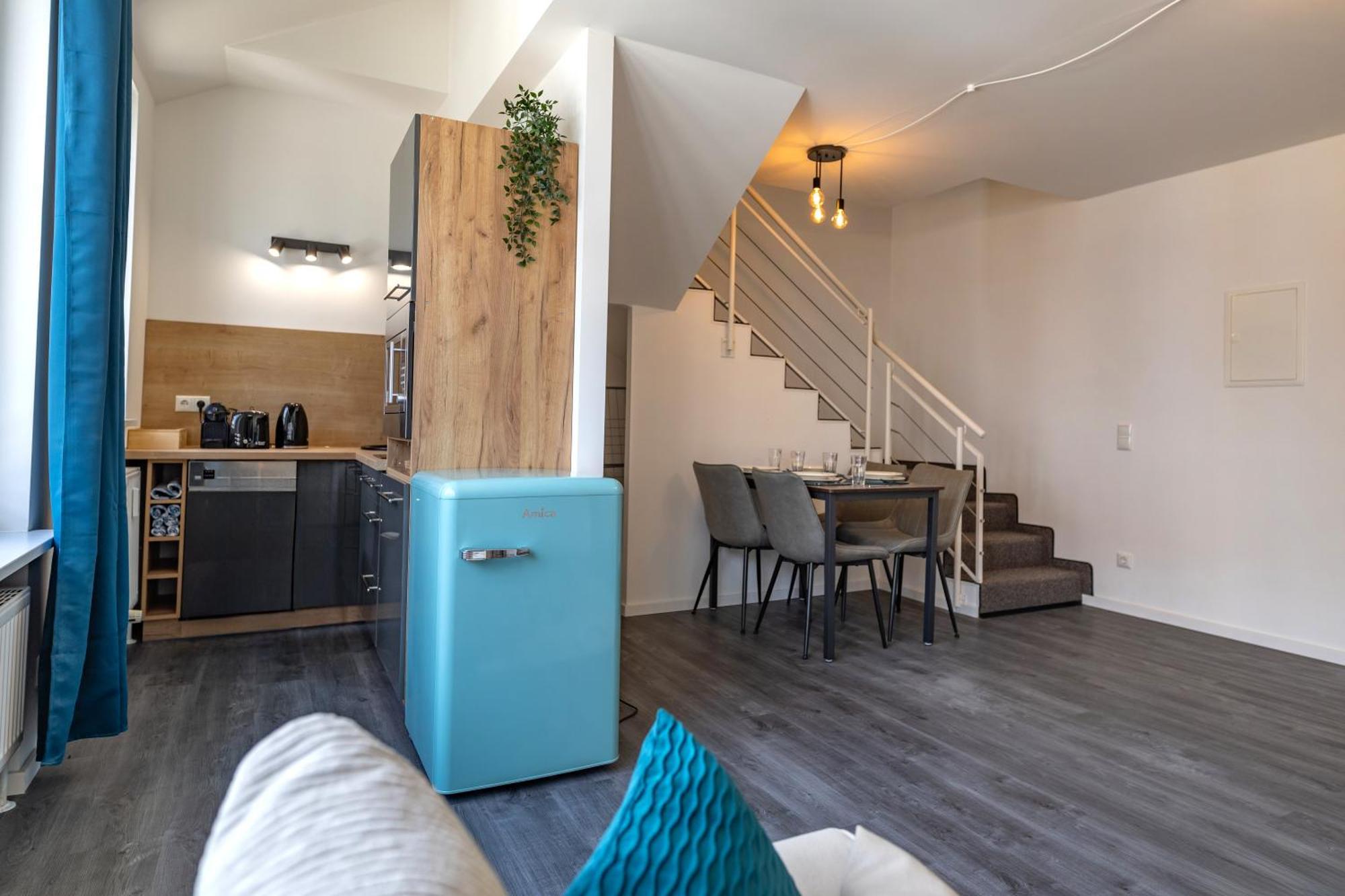 Sweethome - Maisonette Apartment, Parkplatz, Wifi, Naehe Zentrum Fuerstenfeldbruck Extérieur photo